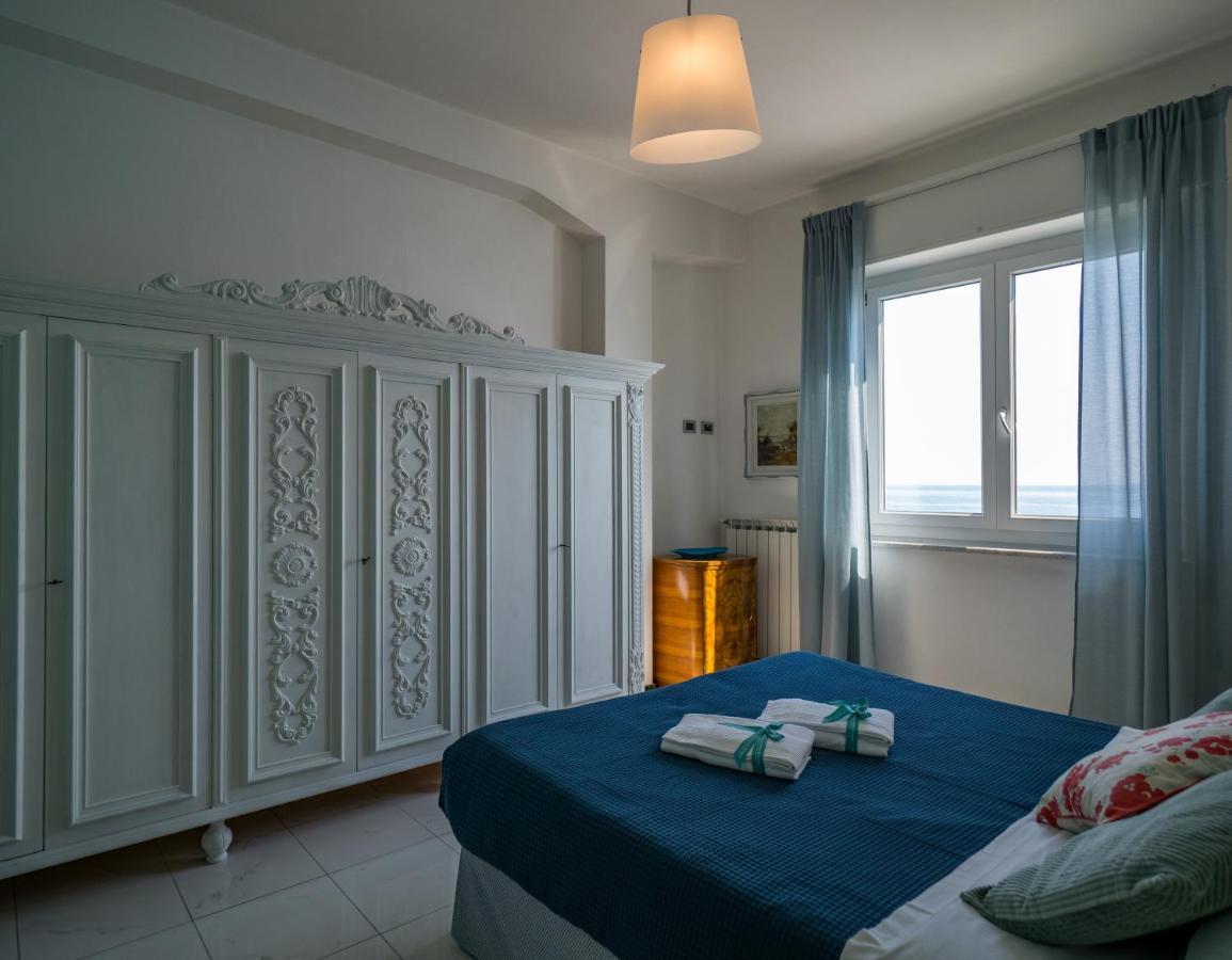 Giaella Sea View Apartment Monterosso al Mare Exteriör bild